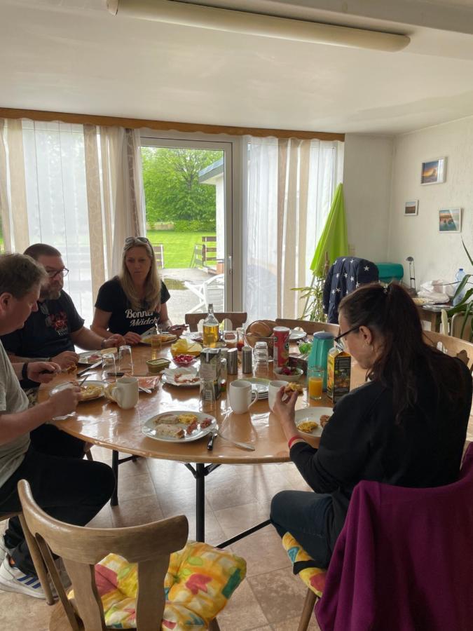 Ferienwohnung Fuer Die Familie Oder Gruppen Nahe Dem Hohen Venn Wirtzfeld Exterior foto